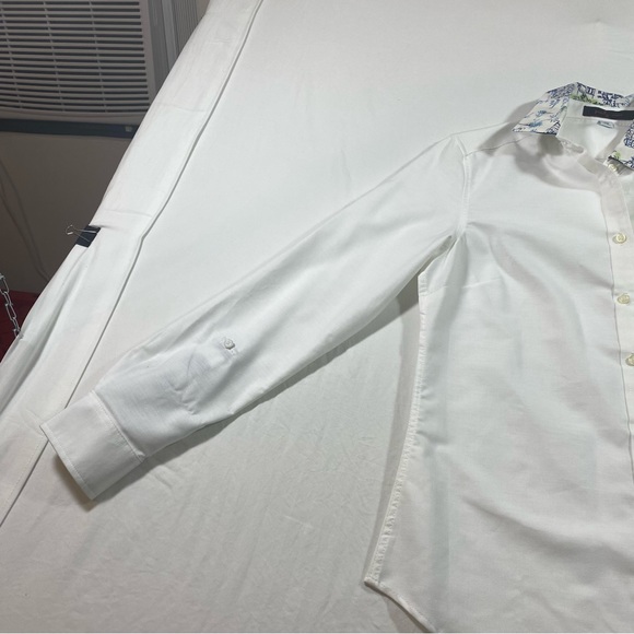 Pearly Vine Button down shirt Contrasting collar and Cuff White Blue Shirt XS - Picture 9 of 12